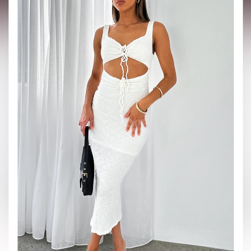 Maxi dress white 50% Nylon 40% Rayon 10% Spandex